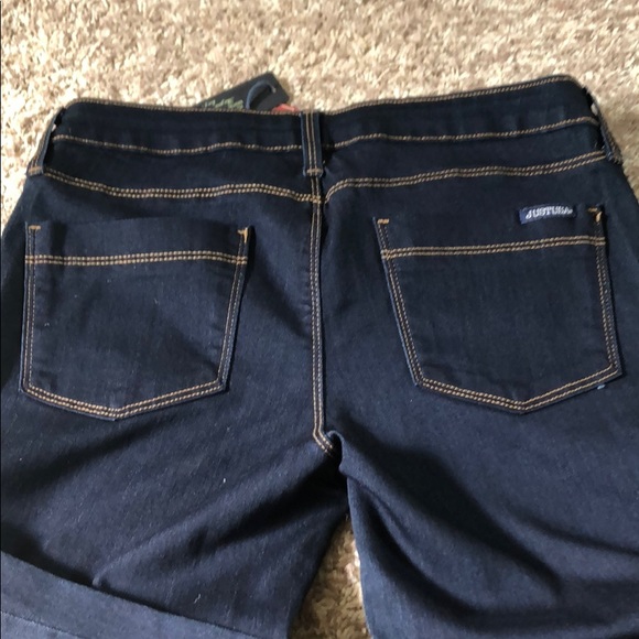 NWT JUST USA SUPER DARK WASH JEANS! - Picture 5 of 5